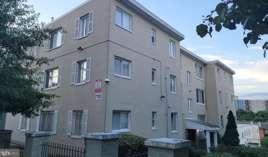 713 BRANDYWINE St SE 301, Washington, DC 20032 - 2 Beds, 1 Bath