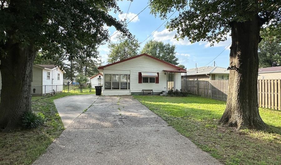 408 Blackwell St, Bassett, AR 72313 - 2 Beds, 1 Bath