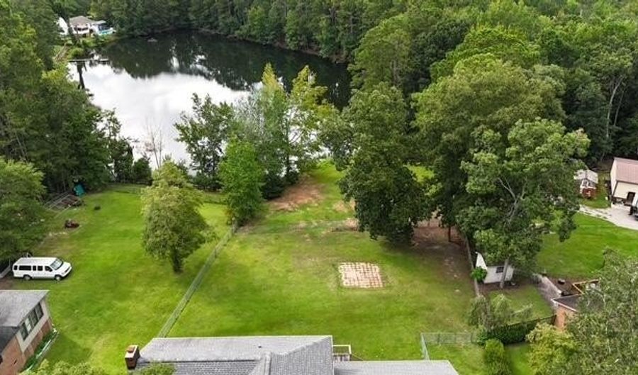 613 Skyline Dr, Batesburg Leesville, SC 29070 - 3 Beds, 3 Bath