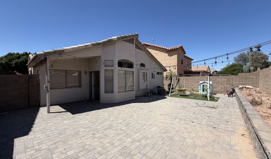 12876 W SHERIDAN St, Avondale, AZ 85392 - 3 Beds, 2 Bath