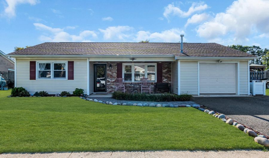 6 Roxbury Dr, Barnegat, NJ 08005 - 3 Beds, 1 Bath