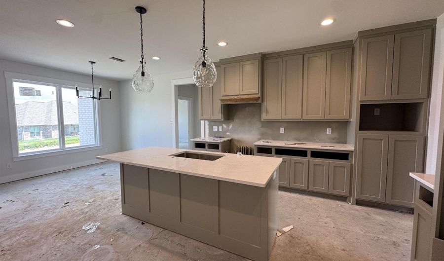 105 Dylan, Benton, AR 72015 - 4 Beds, 2 Bath