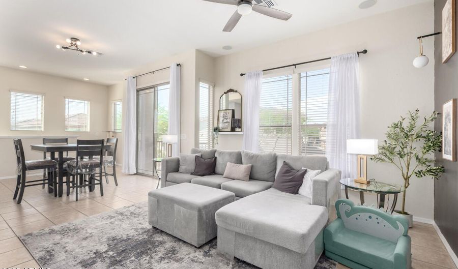 42424 N GAVILAN PEAK Pkwy 59212, Anthem, AZ 85086 - 2 Beds, 2 Bath