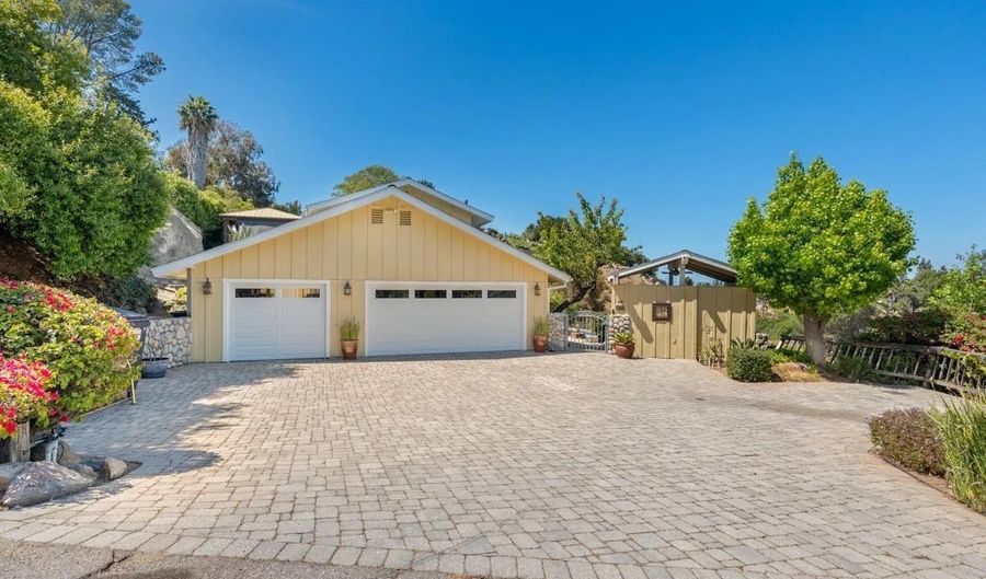 4814 Mount Helix, La Mesa, CA 91941 - 4 Beds, 3 Bath