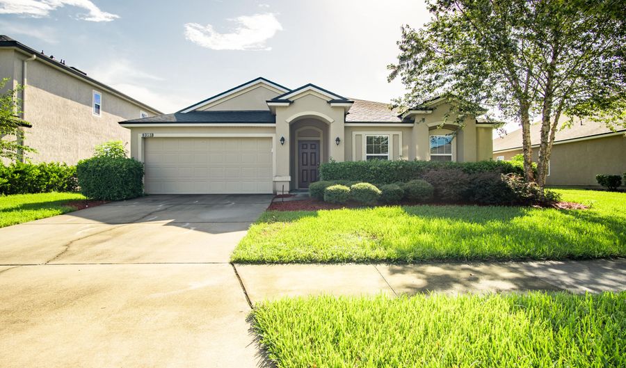 3351 SPRING VALLEY Ct, Green Cove Springs, FL 32043 - 4 Beds, 2 Bath