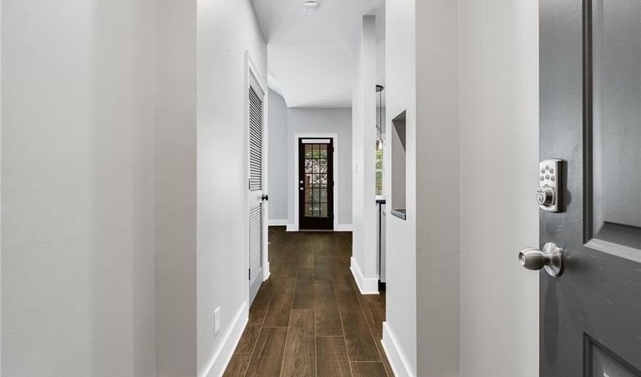 240 Renaissance Pkwy NE 214, Atlanta, GA 30308 - 2 Beds, 2 Bath
