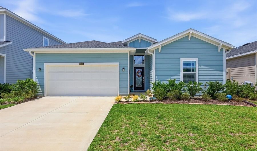 13524 NW CONVERGENCE Blvd, Alachua, FL 32615 - 4 Beds, 3 Bath