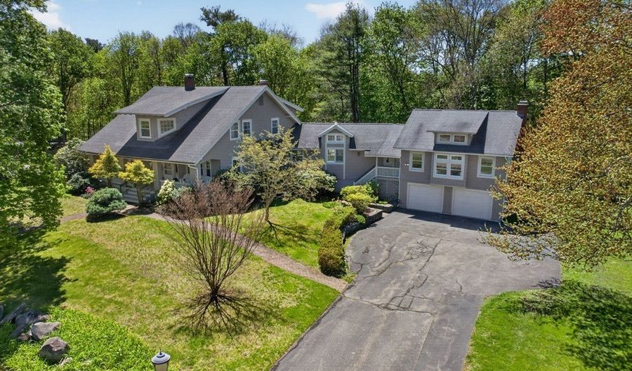 311 S Main St, Andover, MA 01810 - 4 Beds, 5 Bath