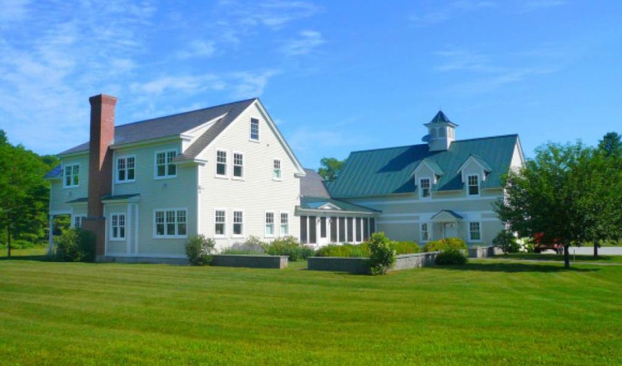 172 Auger Hole Rd, Newfane, VT 05351 - 5 Beds, 4 Bath