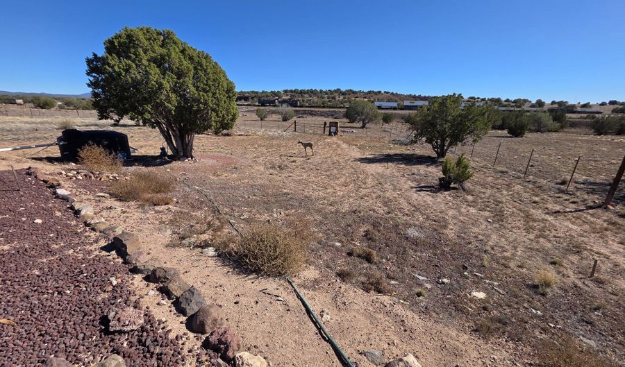 1505 W Bernadine S Way, Ash Fork, AZ 86320 - 3 Beds, 3 Bath