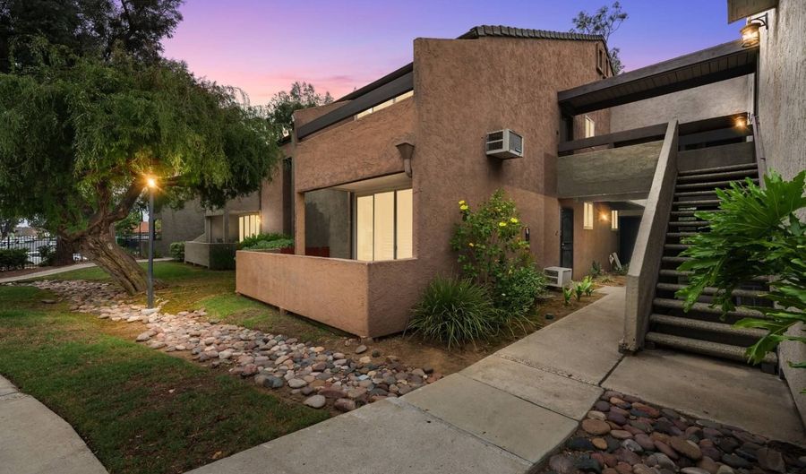 1350 N Escondido Blvd 47, Escondido, CA 92026 - 2 Beds, 1 Bath