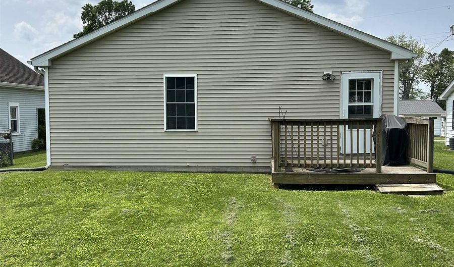 1406 Hillcrest Rd, Bedford, IN 47421 - 3 Beds, 2 Bath