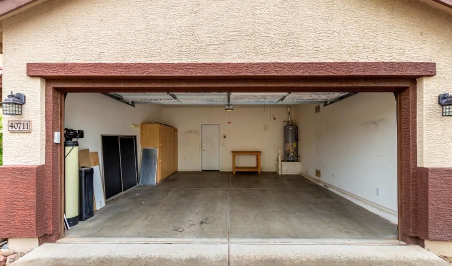 40711 N ERICSON Ln, Anthem, AZ 85086 - 3 Beds, 2 Bath