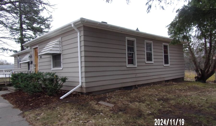 705 N Jones St, Algona, IA 50511 - 3 Beds, 1 Bath