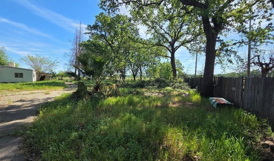 5419 Shady Ln, Anderson, CA 96007 - 2 Beds, 2 Bath