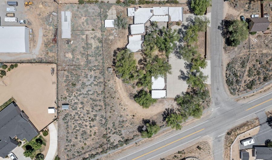 3570 Cherokee Dr, Carson City, NV 89705 - 3 Beds, 4 Bath