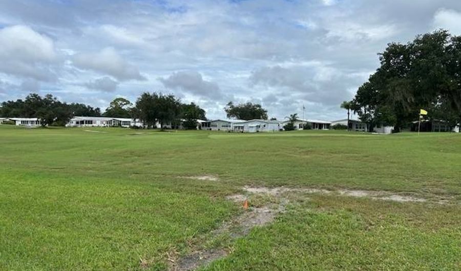 2713 S Country Club Dr, Avon Park, FL 33825 - 2 Beds, 2 Bath