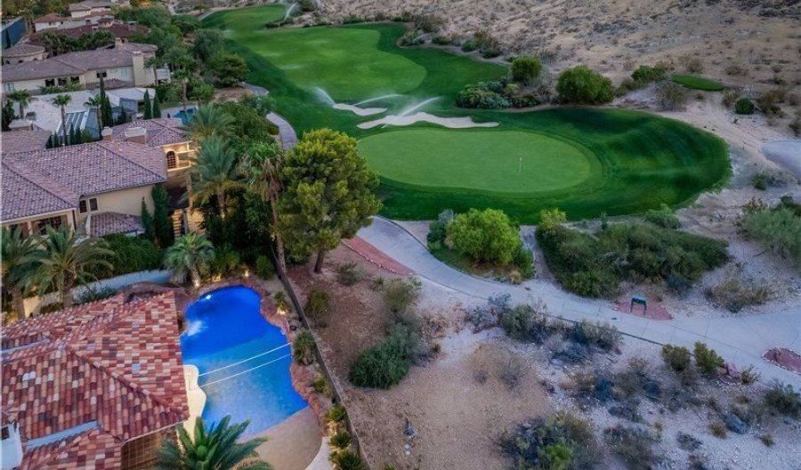 2793 Red Arrow Dr, Las Vegas, NV 89135 - 5 Beds, 7 Bath