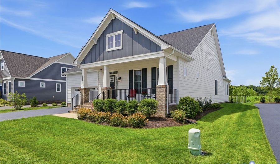 105 Axton Ln, Ashland, VA 23005 - 2 Beds, 3 Bath
