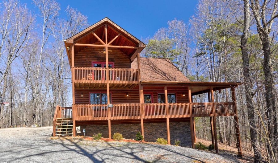 480 SUGAR MOUNTAIN Rd, Blue Ridge, GA 30513 - 4 Beds, 3 Bath