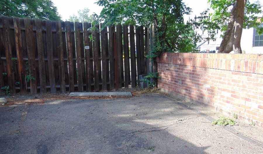 1405 Broadway St 302, Boulder, CO 80302 - 1 Beds, 1 Bath
