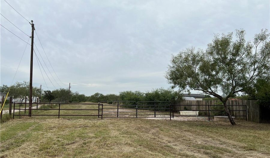 Cr-465, Alice, TX 78332 - 0 Beds, 0 Bath
