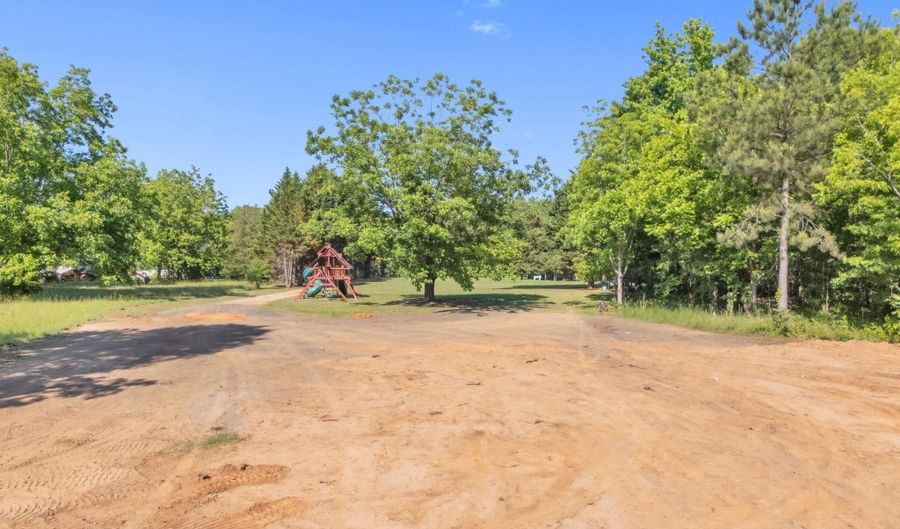 1937 James Cox Rd, Belton, SC 29627 - 4 Beds, 3 Bath