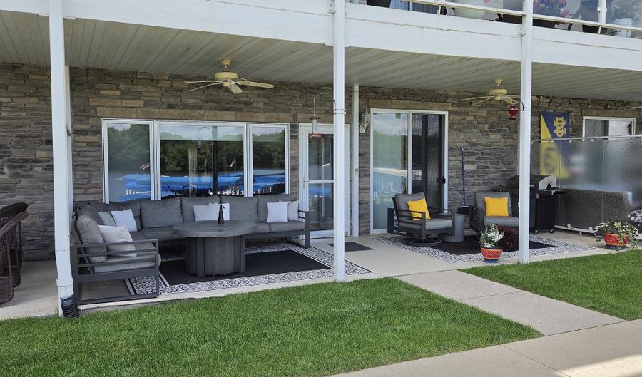 14 Iowa St A3, Arnolds Park, IA 51331 - 3 Beds, 2 Bath