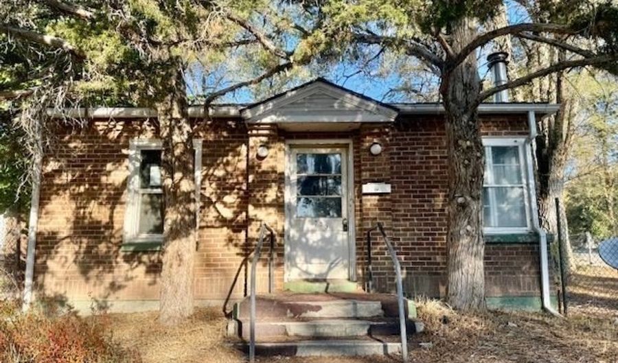 775 Cedar St, Elko, NV 89801 - 2 Beds, 2 Bath