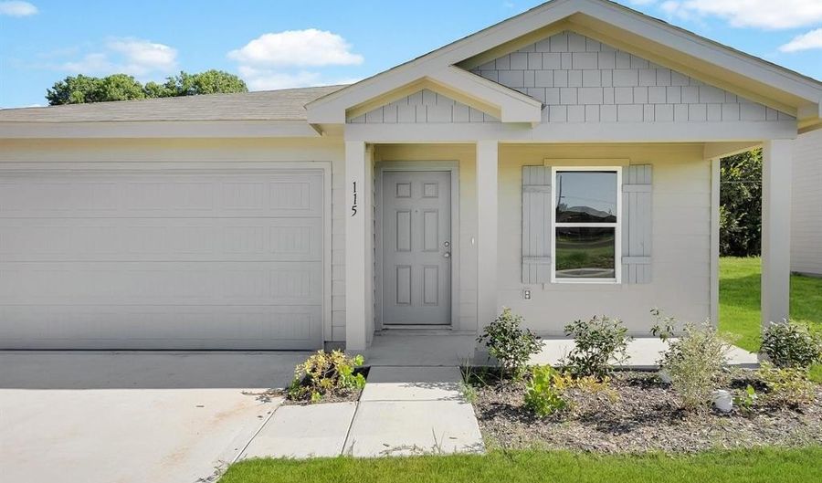 115 Sienna Dr, Alvord, TX 76225 - 4 Beds, 2 Bath