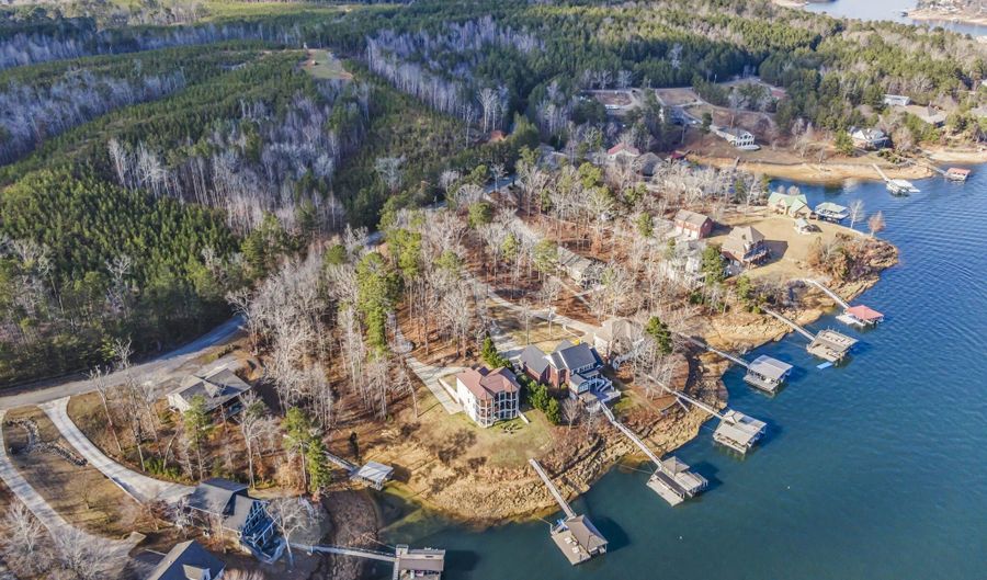 215 S POINTE Dr, Arley, AL 35541 - 4 Beds, 4 Bath