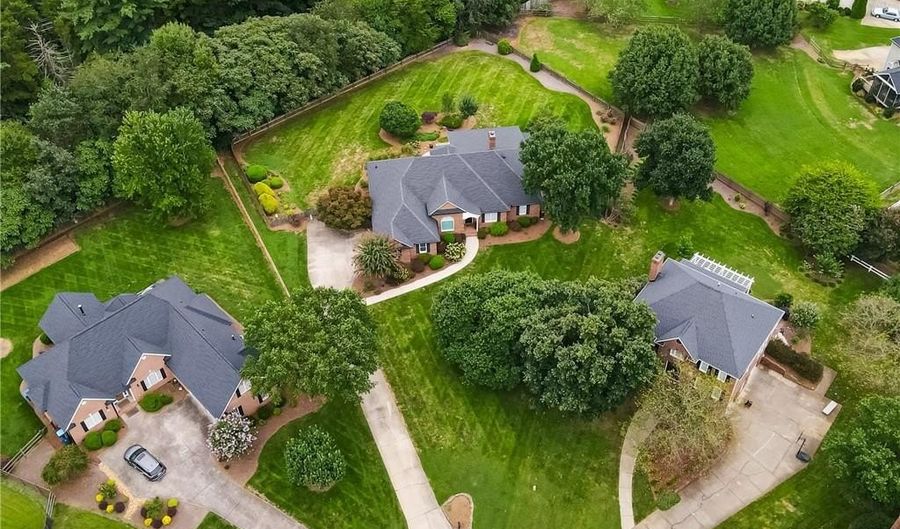 154 Suntree Dr, Advance, NC 27006 - 3 Beds, 3 Bath