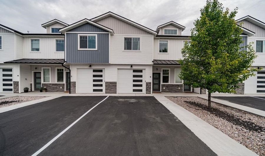 159 Park Lawn, Chubbuck, ID 83202 - 3 Beds, 3 Bath