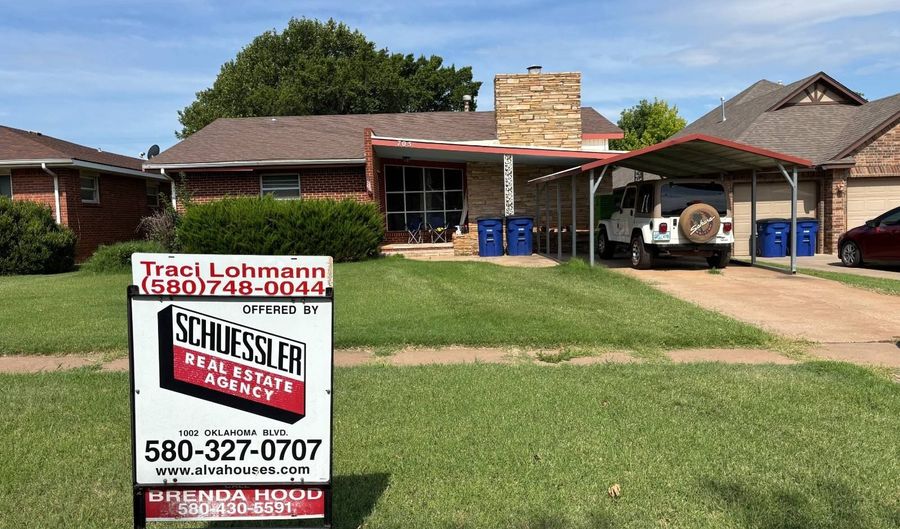 705 4th St, Alva, OK 73717 - 2 Beds, 2 Bath