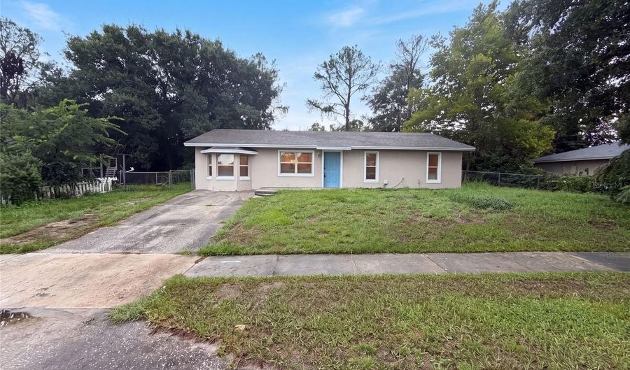 3444 VALEVIEW Dr, Apopka, FL 32712 - 3 Beds, 2 Bath
