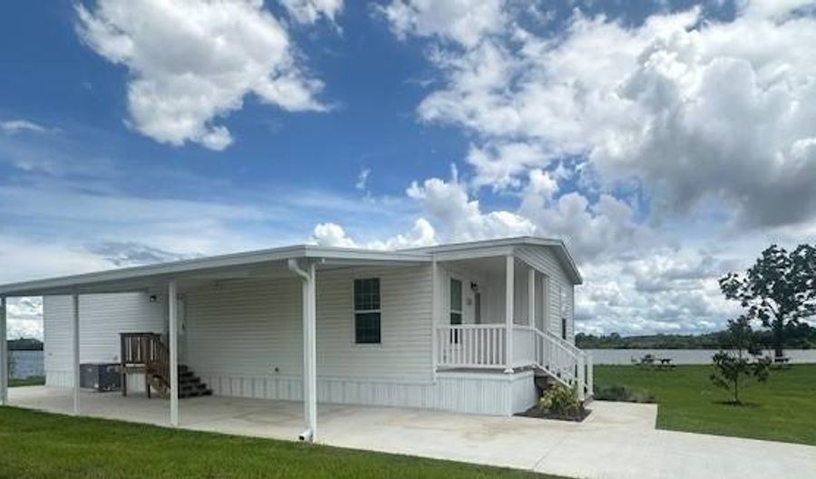 49 Coral Dr, Avon Park, FL 33825 - 3 Beds, 2 Bath