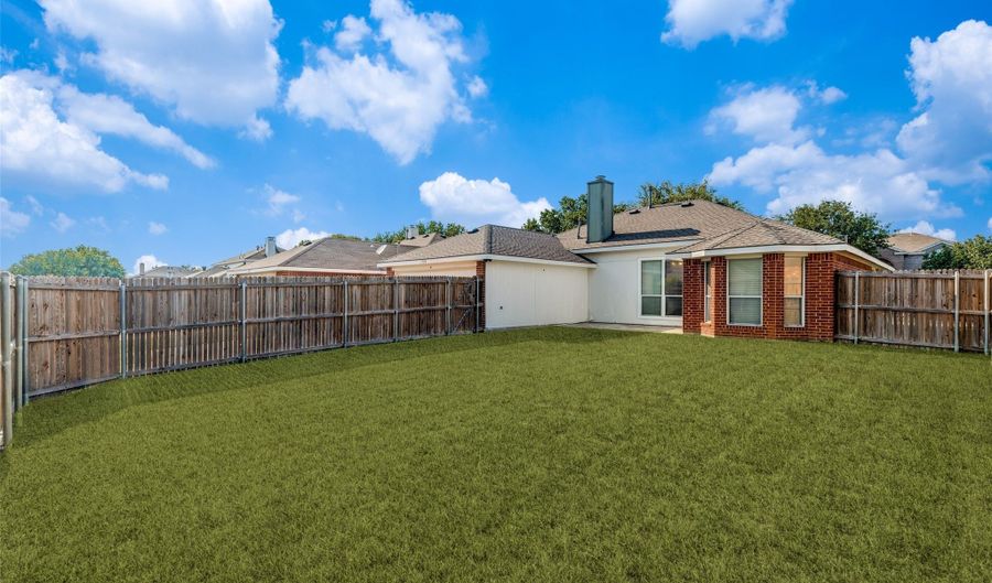 1524 Summerfield Dr, Allen, TX 75002 - 3 Beds, 2 Bath