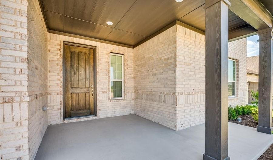 129 Gallegos Dr, Aledo, TX 76008 - 5 Beds, 3 Bath
