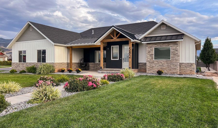 582 E 5020 N, Enoch, UT 84721 - 6 Beds, 2 Bath
