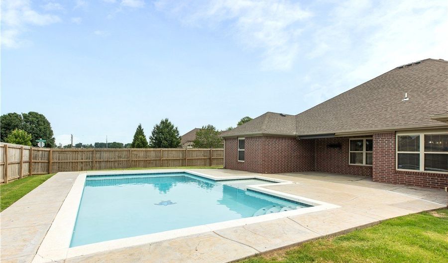 3800 SW Hollowbrook St, Bentonville, AR 72713 - 4 Beds, 2 Bath