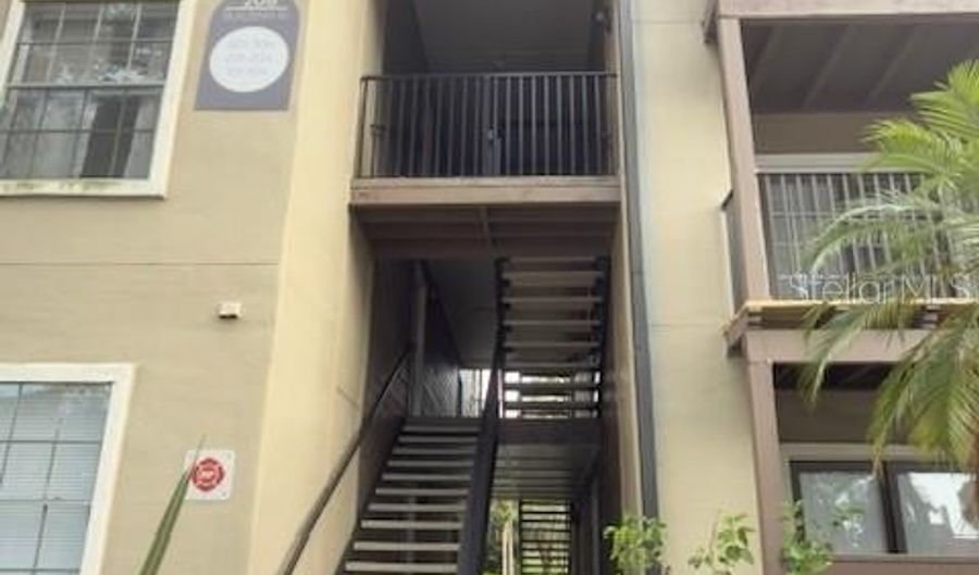 208 AFTON Sq 204, Altamonte Springs, FL 32714 - 1 Beds, 1 Bath