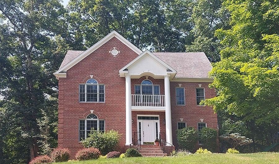 7260 Edgewood Ln, Athens, OH 45701 - 4 Beds, 4 Bath