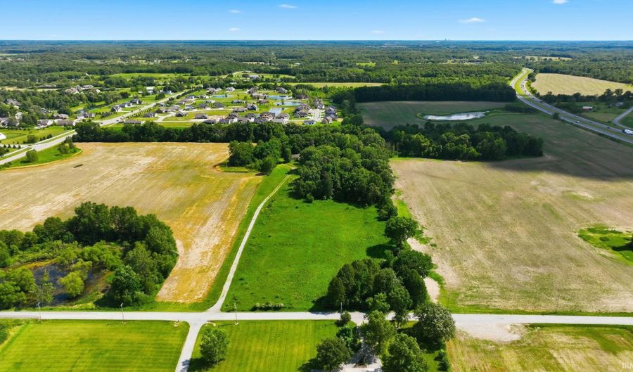5002 N County Line Rd, Auburn, IN 46706 - 0 Beds, 0 Bath