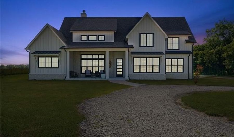 4196 Alt Hwy 75, Beggs, OK 74421 - 4 Beds, 4 Bath
