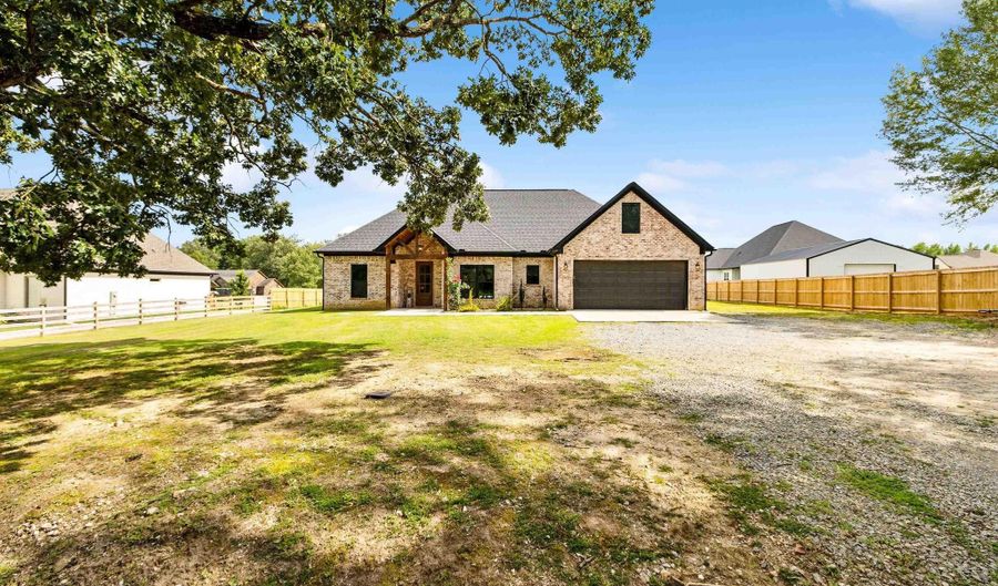 1813 Avilla Vincintage, Alexander, AR 72002 - 4 Beds, 3 Bath