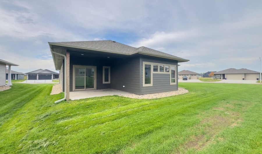 2308 E Brek St, Brandon, SD 57005 - 2 Beds, 2 Bath