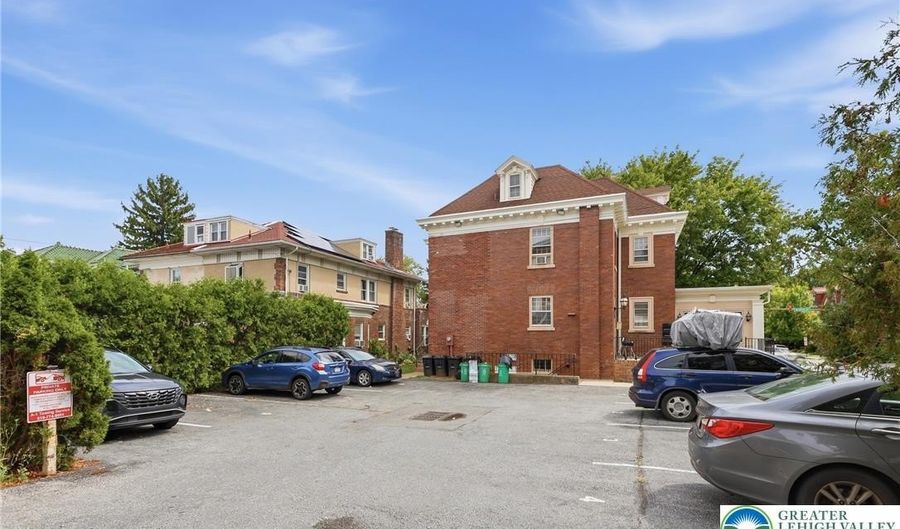 202 N 17th St D, Allentown, PA 18104 - 1 Beds, 1 Bath