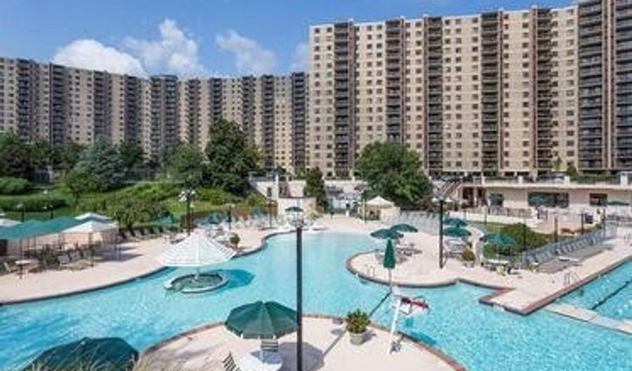 309 YOAKUM Pkwy 807, Alexandria, VA 22304 - 3 Beds, 2 Bath