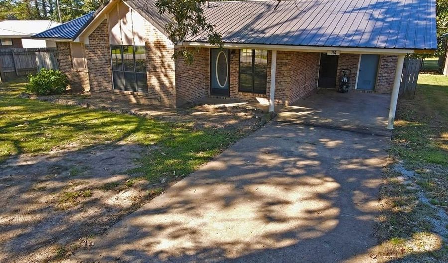 114 Williams St, Bruce, MS 38915 - 3 Beds, 1 Bath