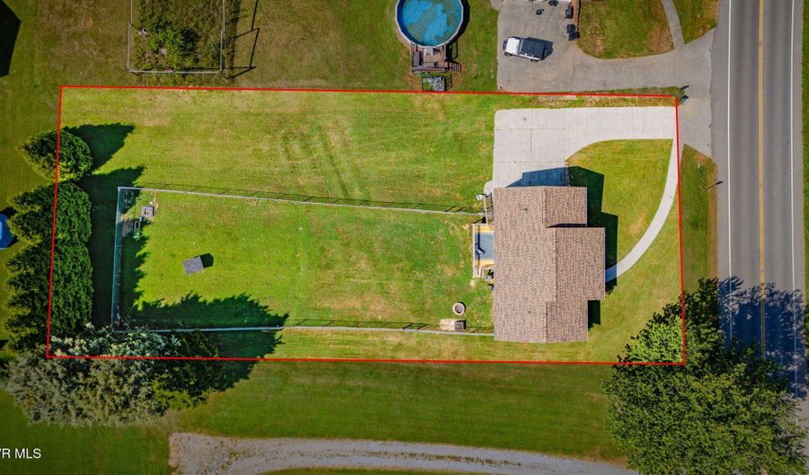 6215 Snapps Ferry Rd, Afton, TN 37616 - 3 Beds, 2 Bath